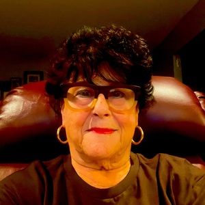 Meet your Posher, Rochelle